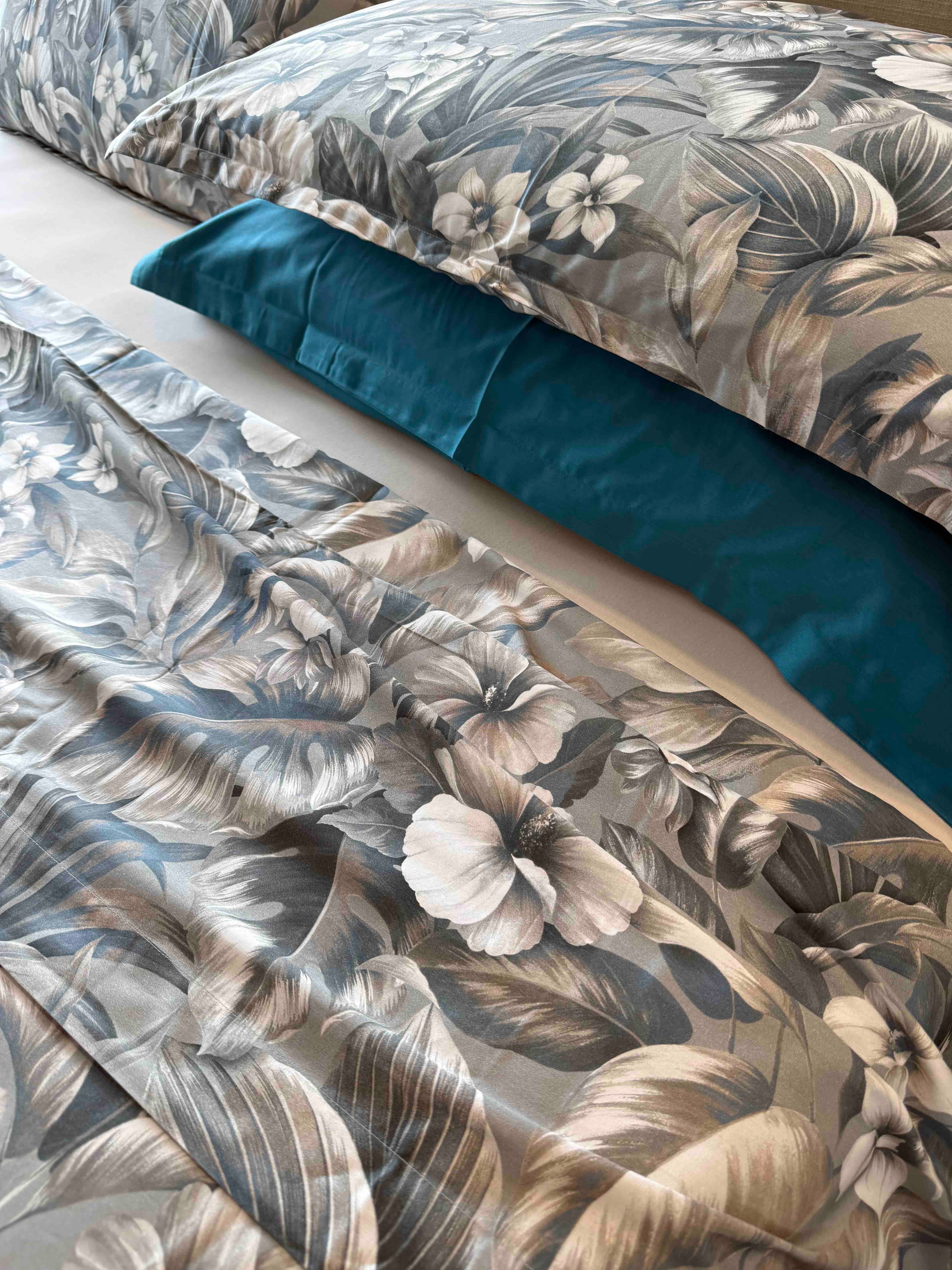 Lenzuola Magnolia Grigio raso di cotone 300TC parure matrimoniali