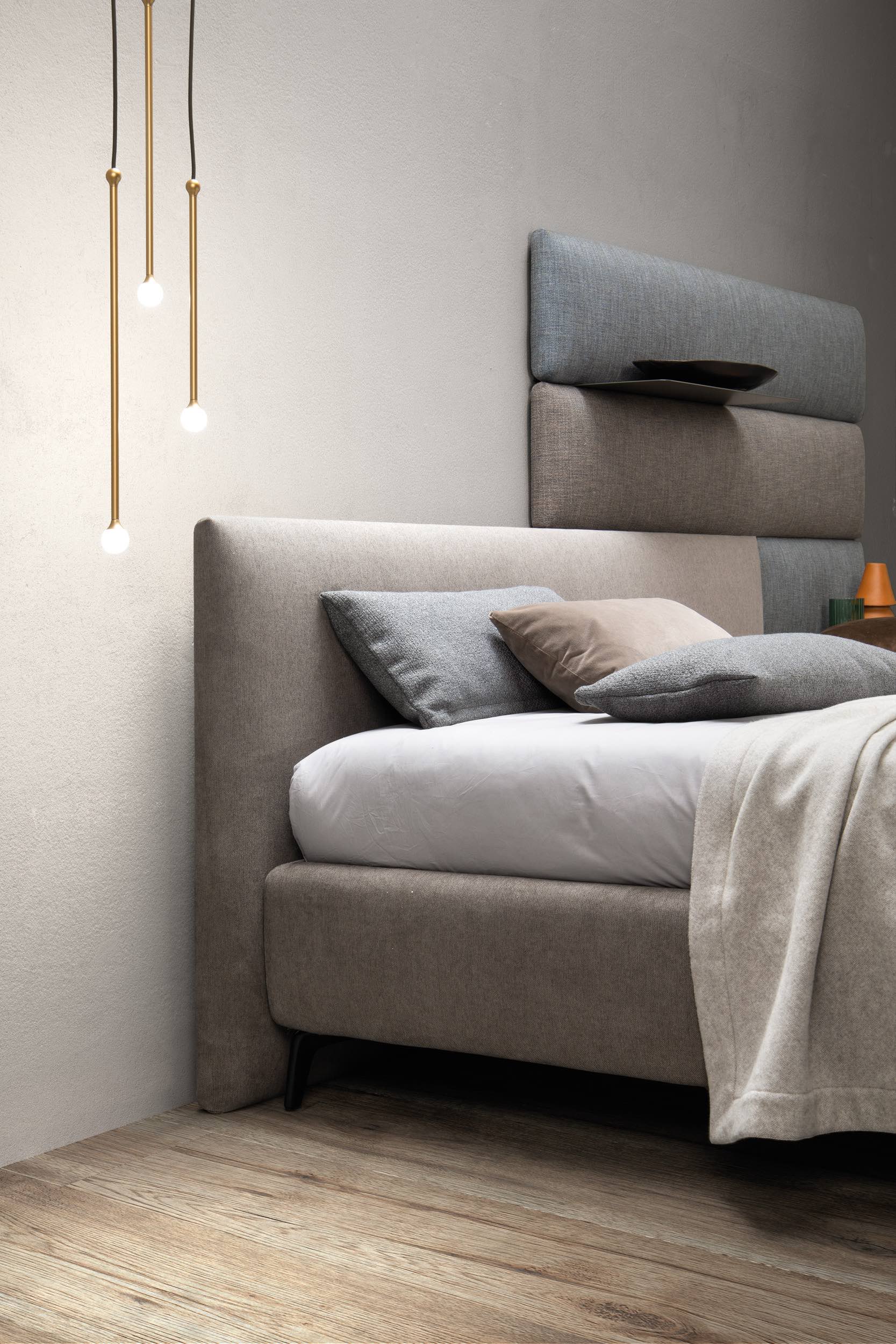 Letto con Pannelli a Muro