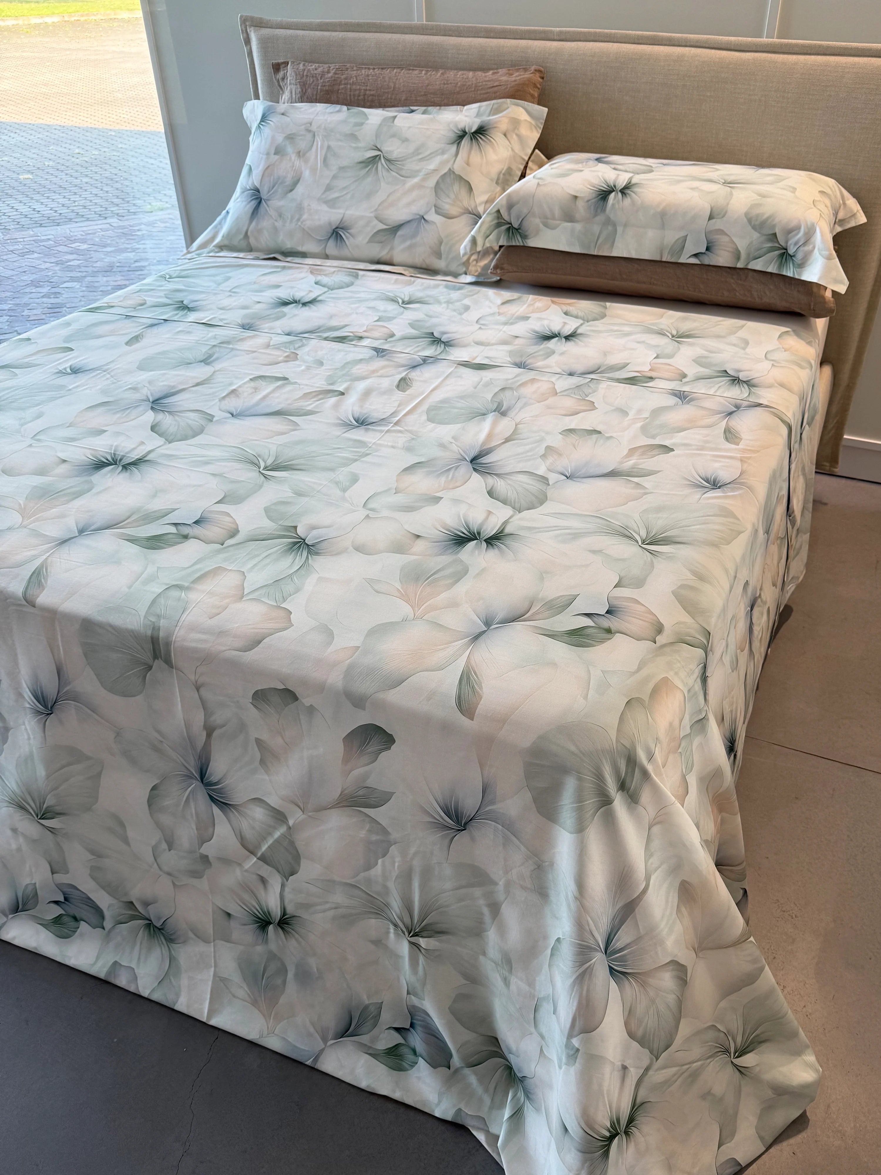 Lenzuola copriletto fiori di magnolia completo