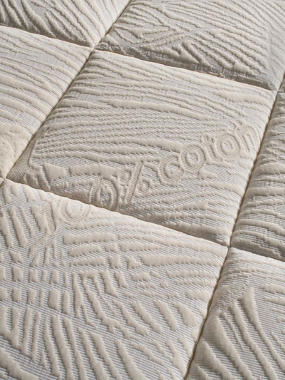 Cotone materasso dettaglio tessuto scritta 100% cotton